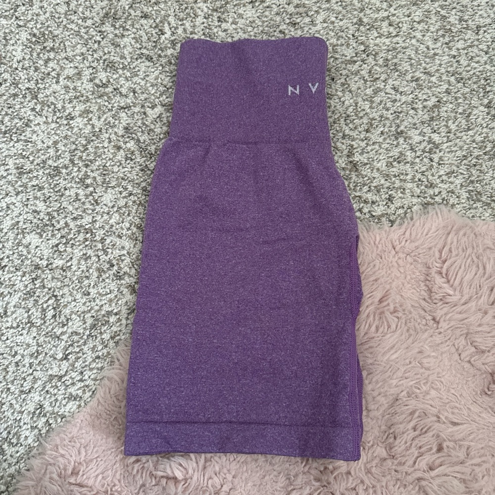 NVGTN purple seamless gym shorts